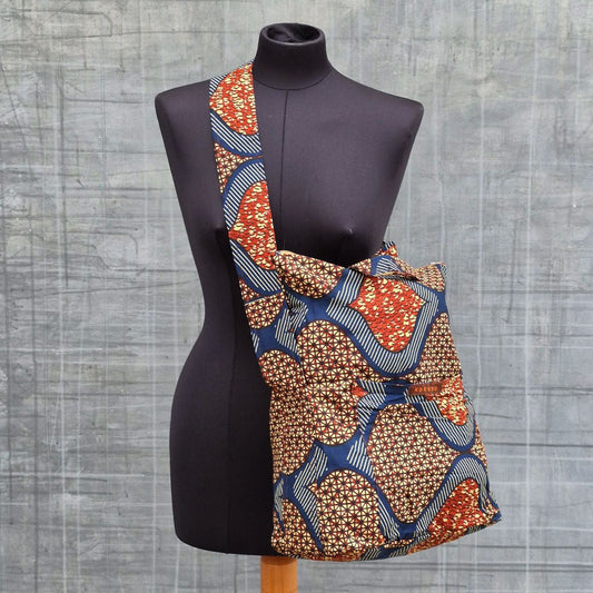 Sac en bandoulière en coton pur avec tissu Wax. Une pièce unique de créateur.