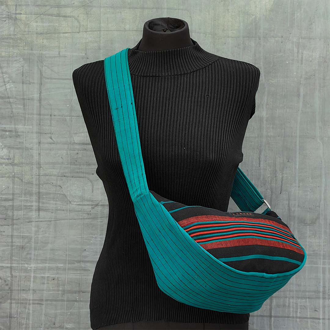 cadeau artisanal, Sac tissé à bandoulière produit sous des conditions équitables