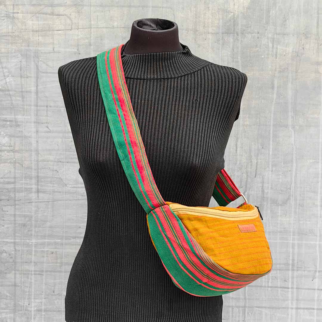 sac lune en Faso Dan Fani jaune moutarde