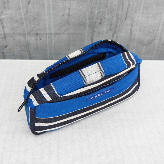 trousse en bleu marine en coton faso dan fani
