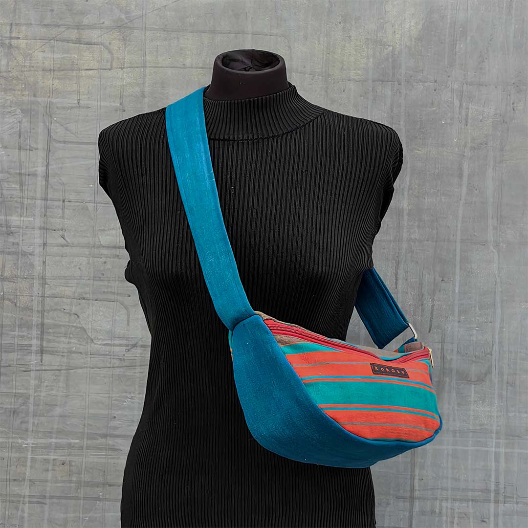 idée cadeau, sac africain tissé en forme de lune, Faso Dan Fani, Burkina Faso
