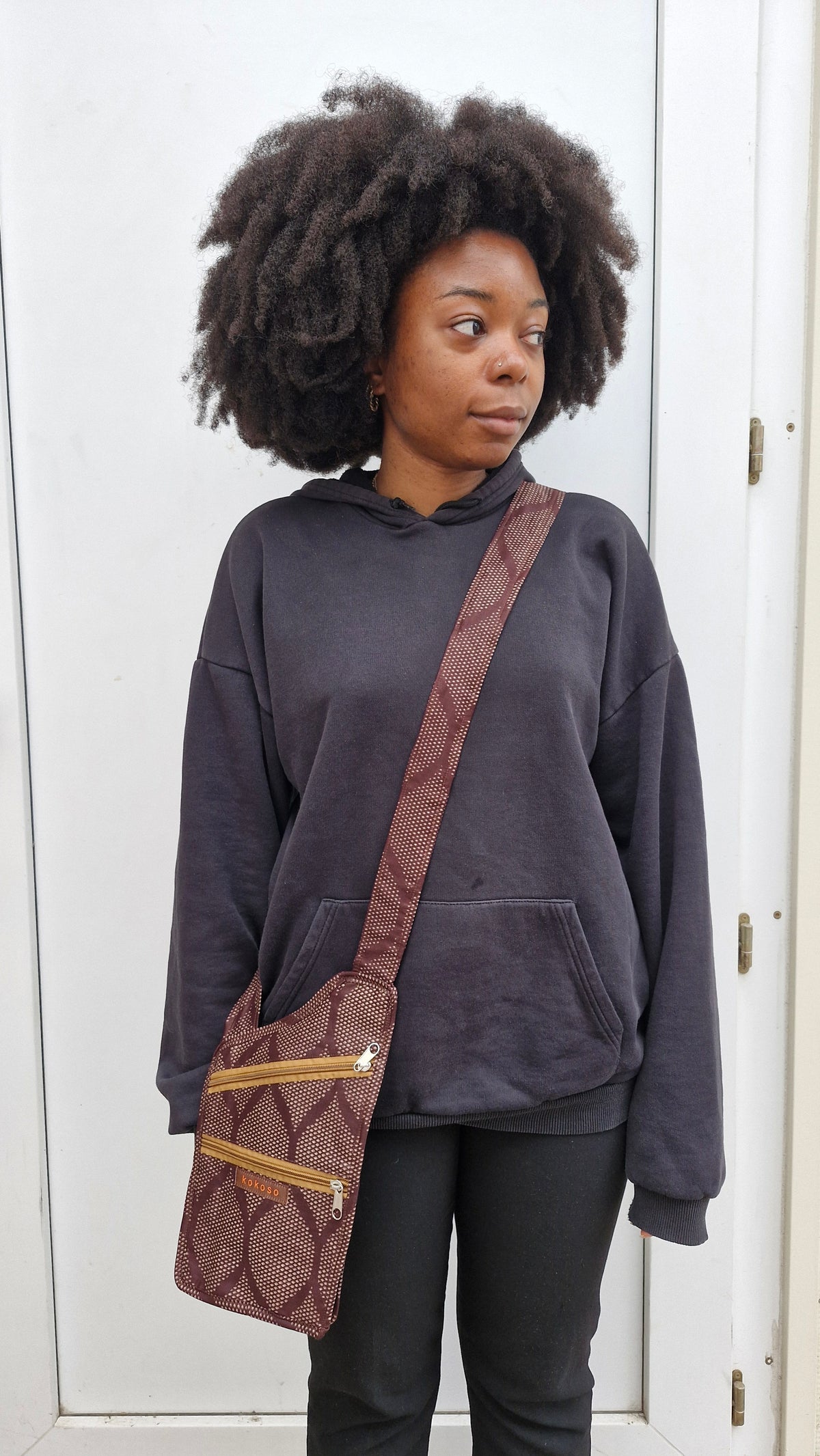 Sac en bandoulière en coton pur avec tissu Wax. Une pièce unique de créateur.