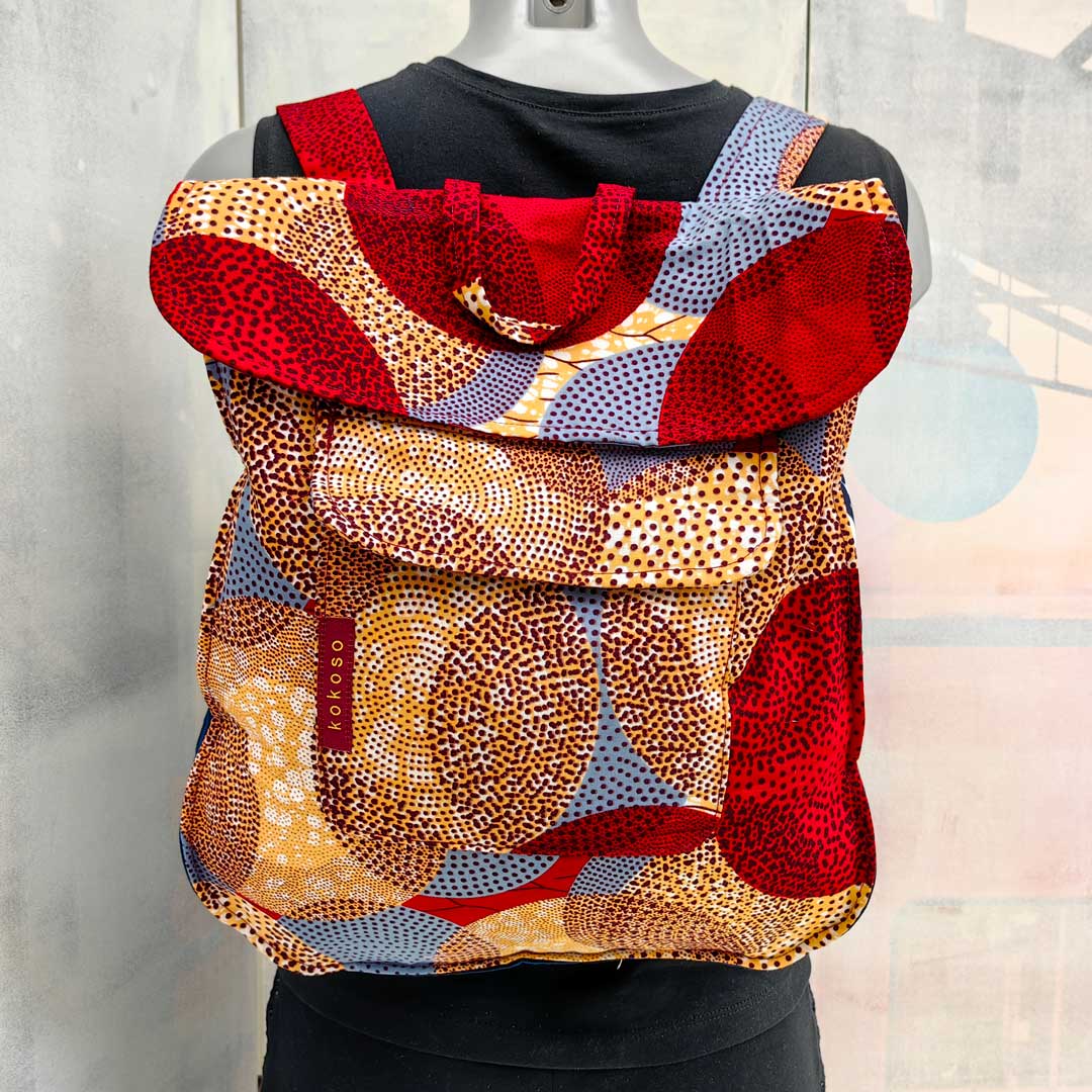Sac artisanal en tissu africain, fabriqué vegan. Slow fashion de créateur.