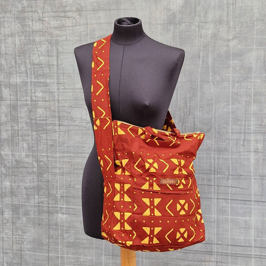 Sac en bandoulière en coton pur avec tissu Wax. Une pièce unique de créateur.