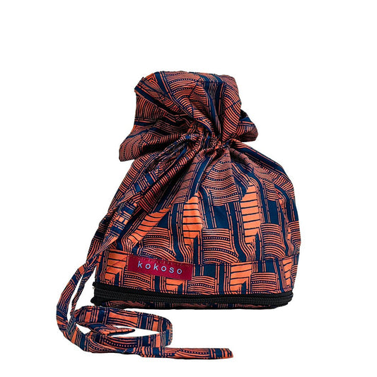 Sac en coton à motif coloré, mode éthique et fabrication artisanale.