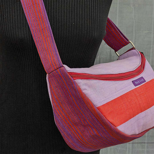cadeau artisanal, Sac tissé rose à bandoulière produit sous des conditions équitables