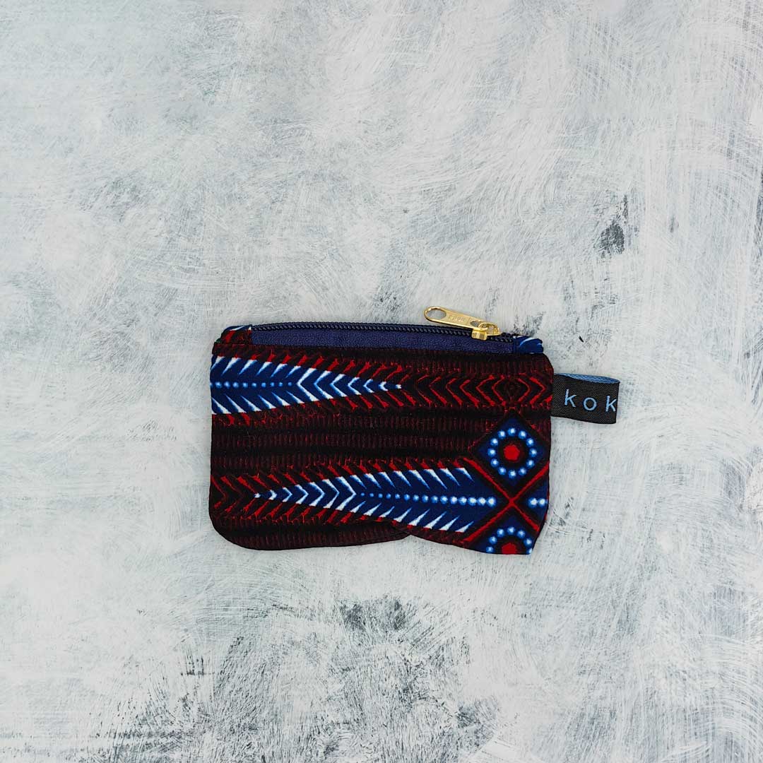 Pochette en tissu Wax, format compact et fait main. Idée cadeau pour femme.