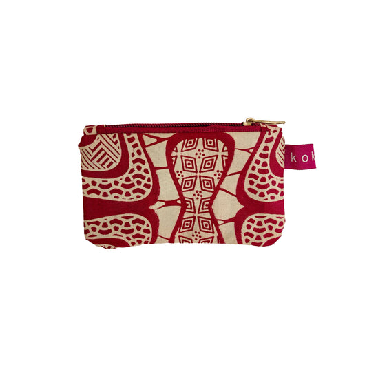 Pochette vegan fait main par des artisans à Bobo Dioulasso.