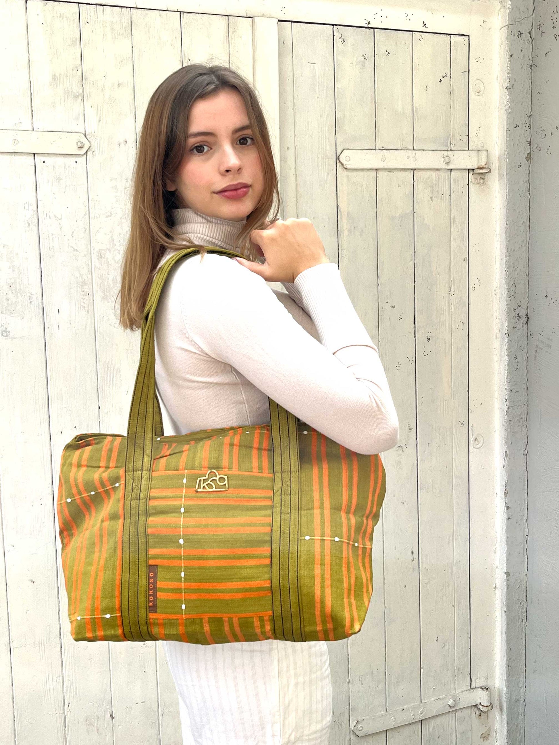 Sac à main fait main issu du commerce équitable