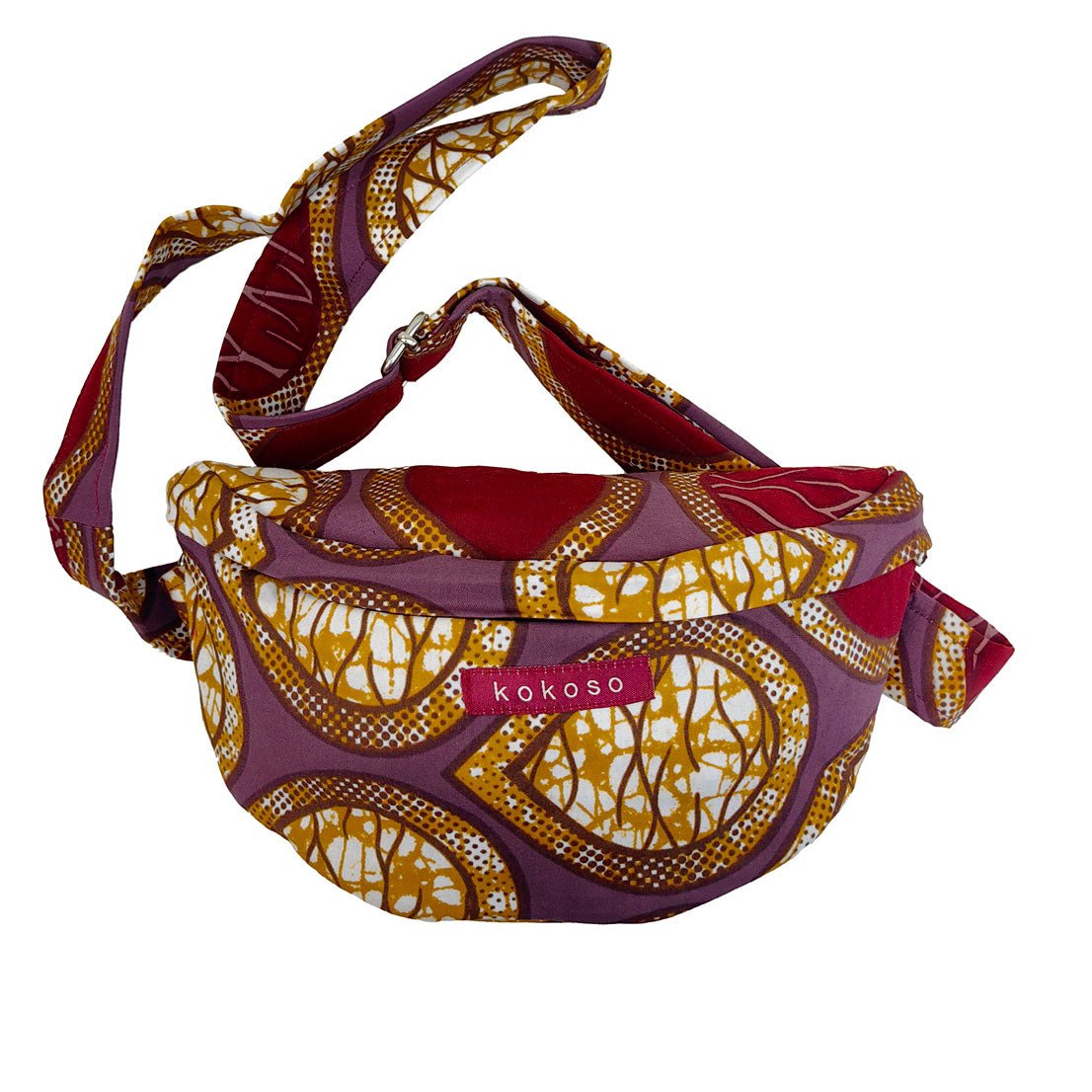Sac banane en tissu Wax coloré, fait main par Zoumana Sanou à Bobo Dioulasso.