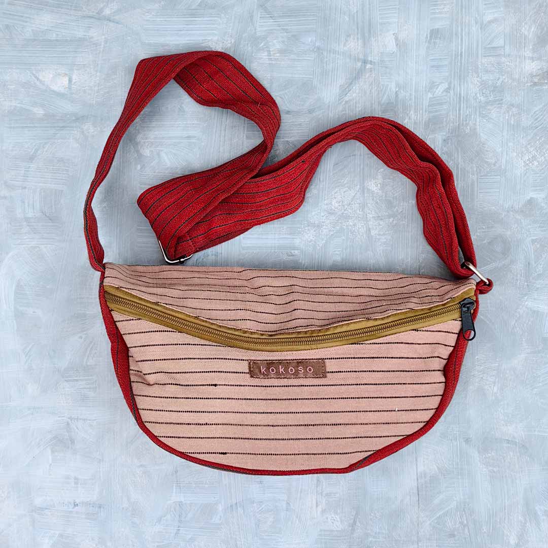 sac lune en Faso Dan Fani rose et rouge