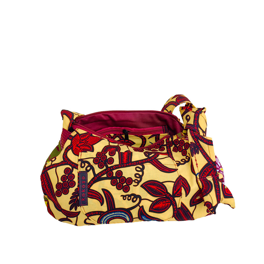 sacoche en WAX jaune motifs floraux rouges