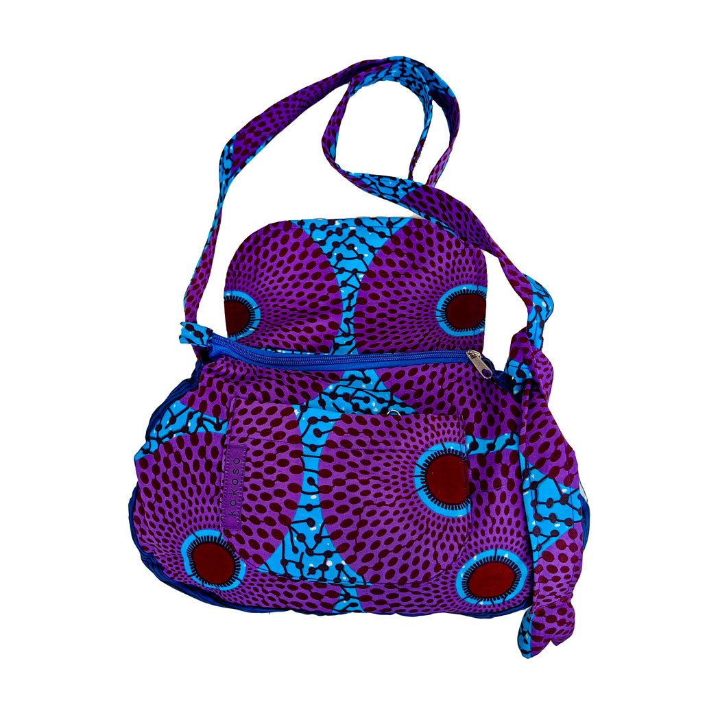 sacoche en WAX bleu clair avec motifs circulaires violets