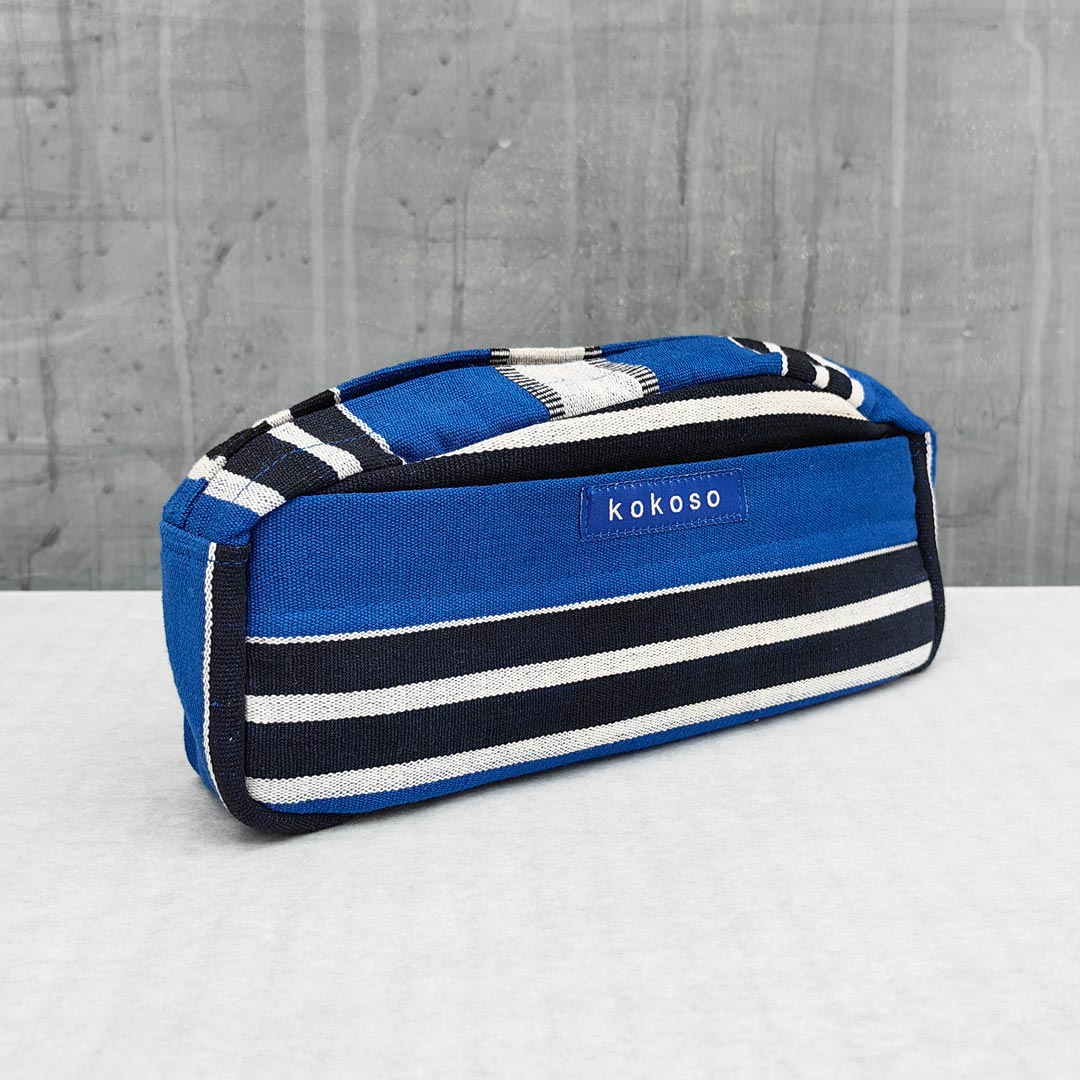trousse en bleu marine en coton faso dan fani